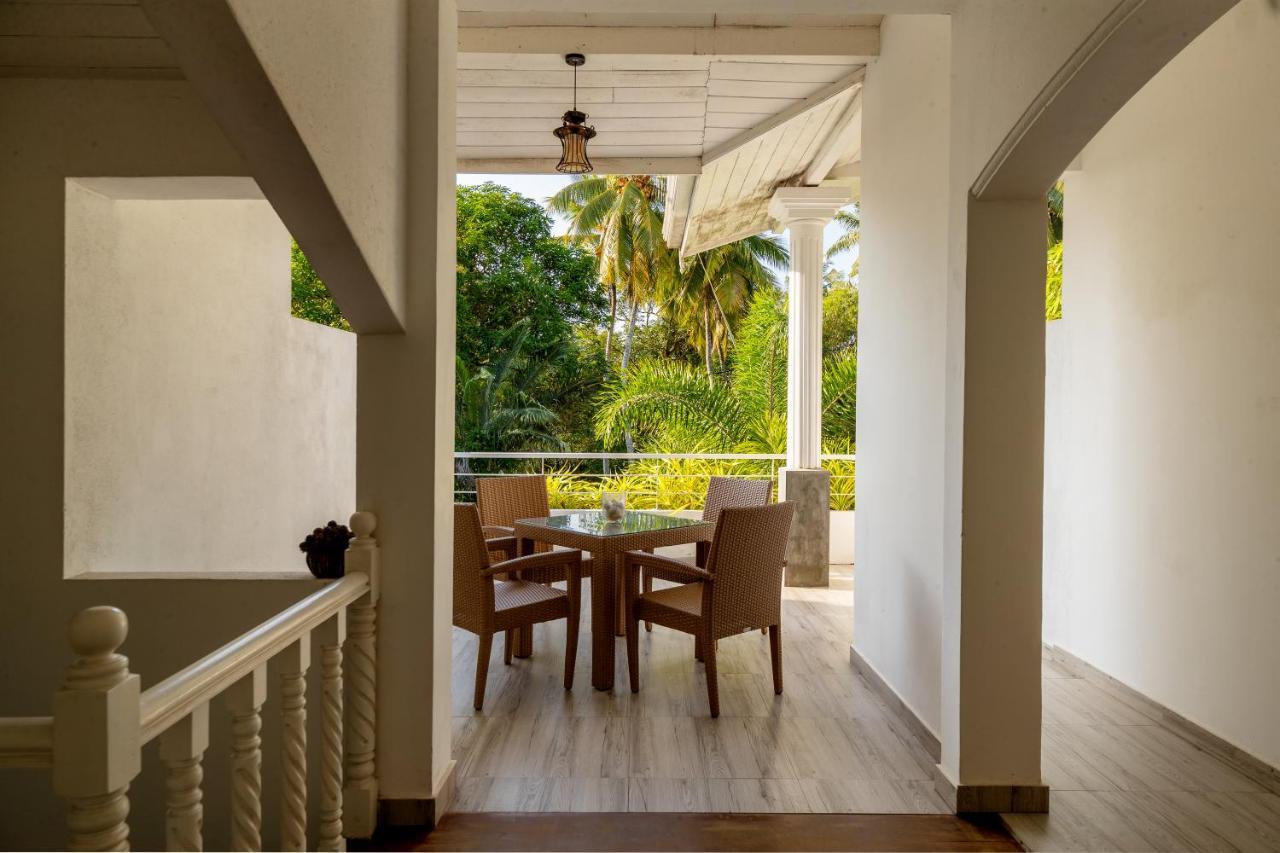 Deltora Villa - Free Drop Off To Galle Fort By Tuktuk Exterior photo